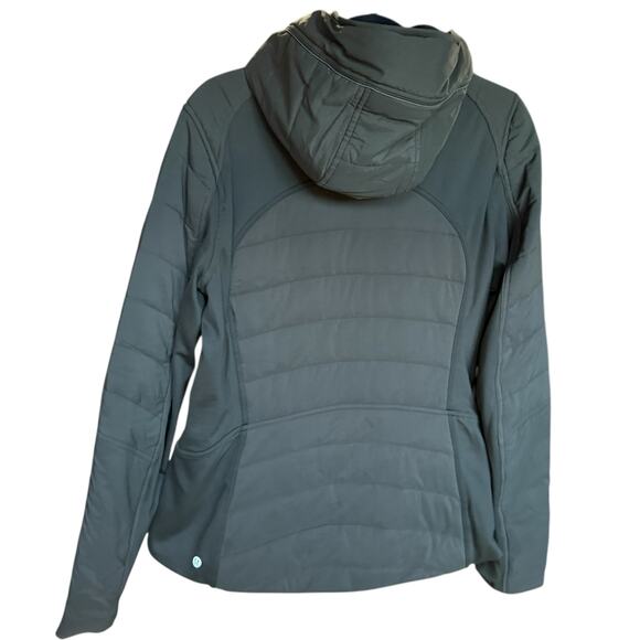 Lululemon Extra Mile Hooded Jacket Women's Size 10 Dark Olive Quilted Puffer - Picture 4 of 14